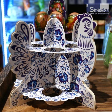 Joli présentoir pour œufs de Pâques réalisé en carton imprimé avec une forme de Poule et des motif Gjel.