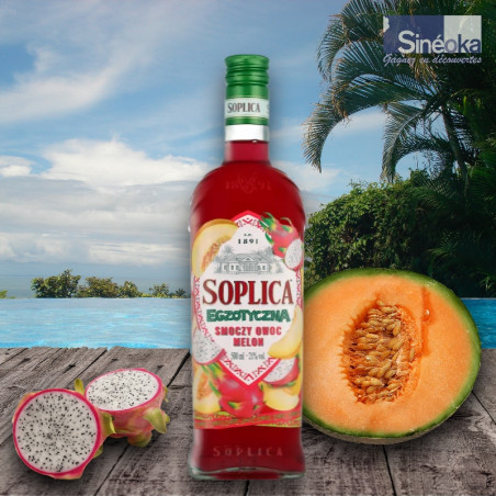 Liqueur de vodka Soplica Fruits du dragon & Melon, paysage tropical.