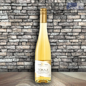 Bouteille de Tokay Sargamuskotaly vendanges tardive du domaine Grand