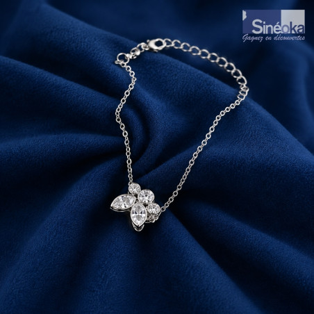 bracelet Vlastina en cristaux Swarovski® Crystal : éclat lumineux, design floral et élégance contemporaine.